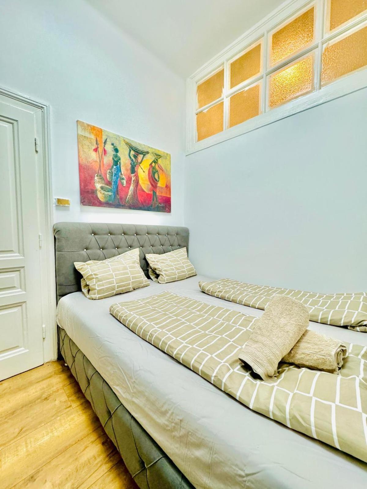 Cozy 9Br Shared Apartment, Only 12Min Walk To Augarten Vienne Extérieur photo