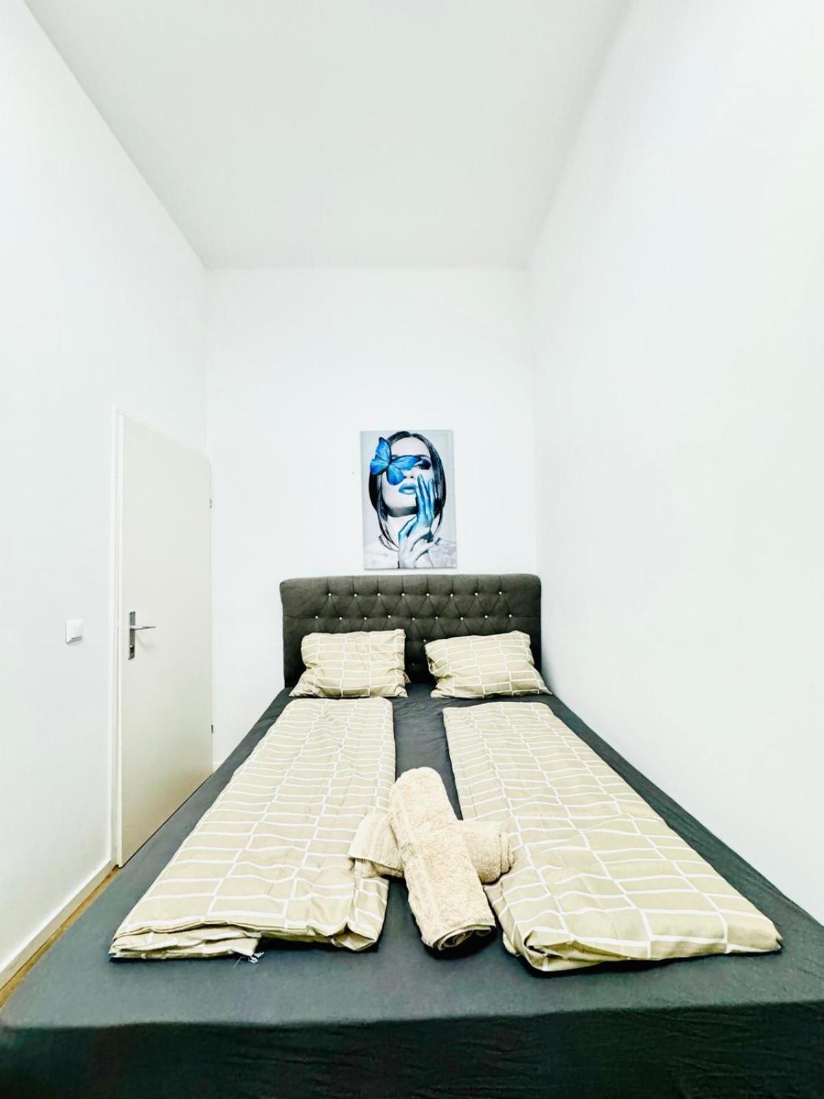 Cozy 9Br Shared Apartment, Only 12Min Walk To Augarten Vienne Extérieur photo