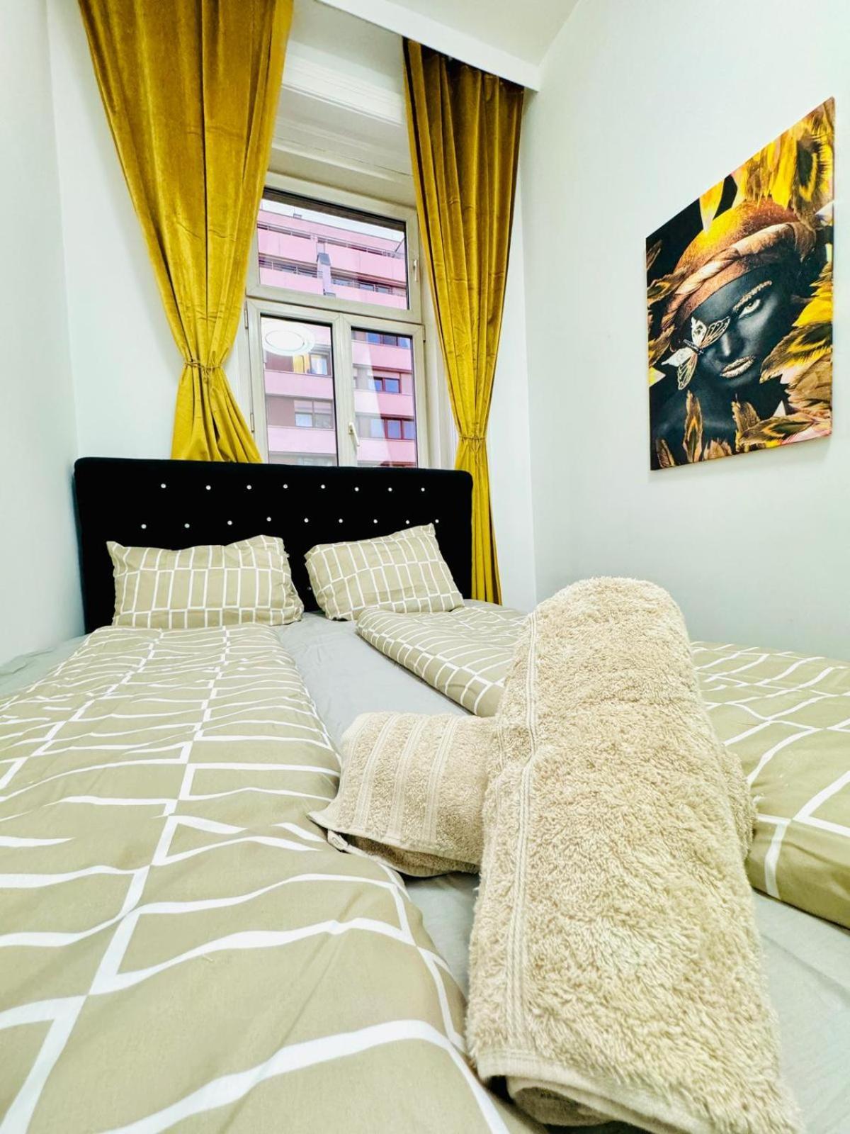 Cozy 9Br Shared Apartment, Only 12Min Walk To Augarten Vienne Extérieur photo