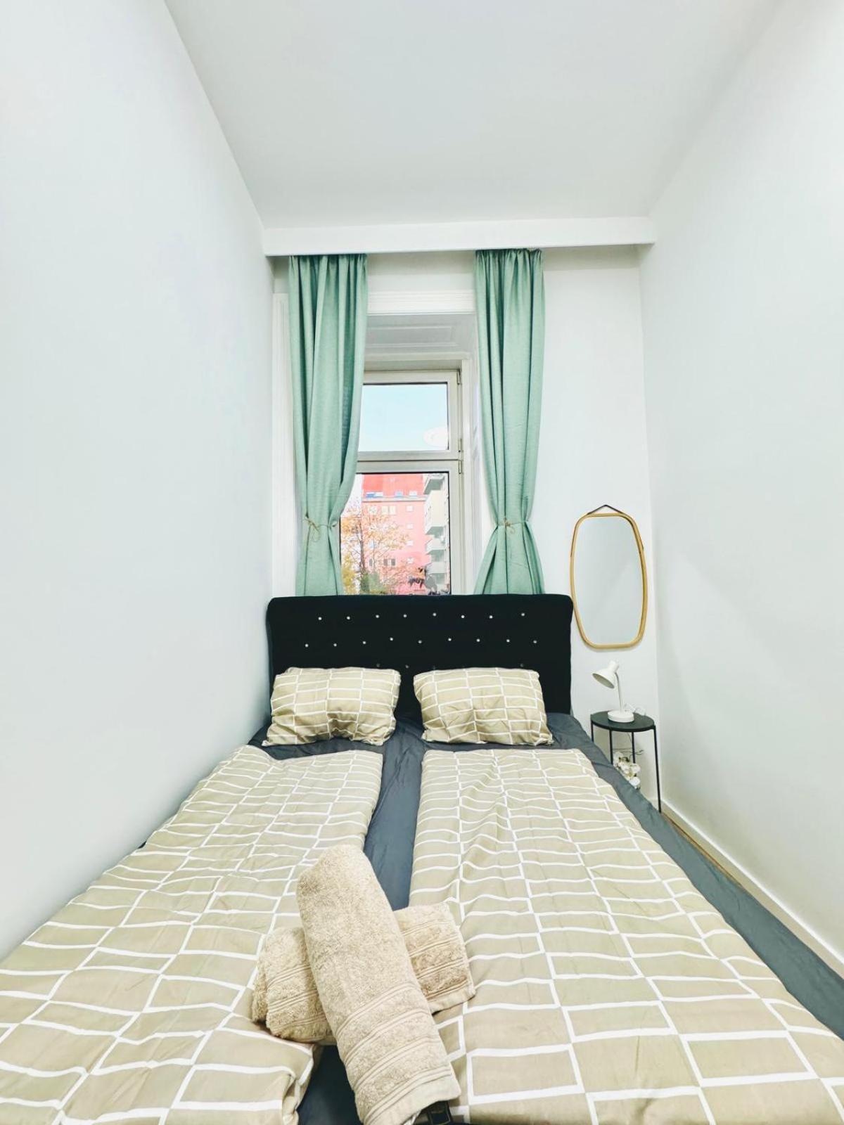 Cozy 9Br Shared Apartment, Only 12Min Walk To Augarten Vienne Extérieur photo